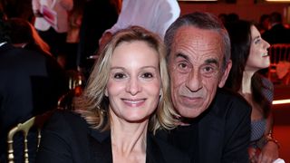 Audrey Crespo Mara : Pour son premier anniversaire sans Thierry Ardisson, la journaliste ne pouvait pas rêver meilleure compagnie