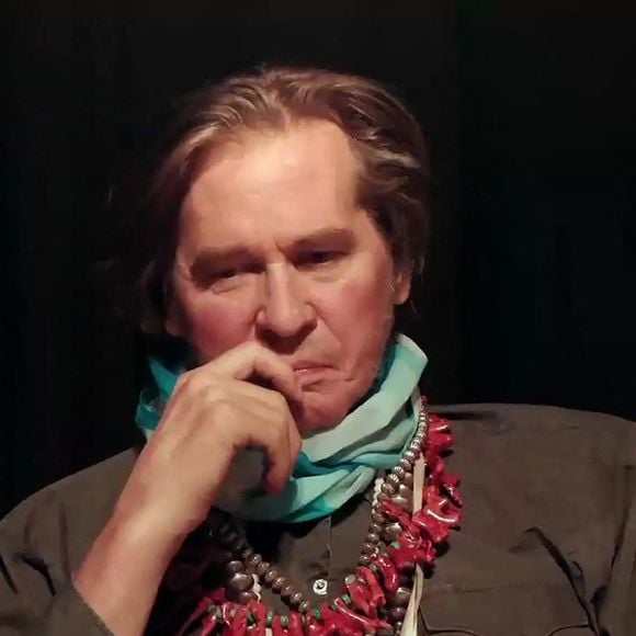Il souffrait d'un cancer de la gorge

Val Kilmer a donné aux fans un aperçu intime de sa vie et de sa carrière, y compris sa bataille contre le cancer de la gorge dans la première bande-annonce du prochain documentaire Amazon Prime Video, Val, le 7 juillet 2021
©Backgrid UK/ Bestimage