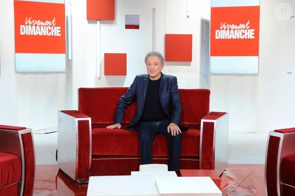 Exclusif - Michel Drucker - Enregistrement de l'émission "Vivement Dimanche", présentée par M.Drucker et diffusée le 15 septembre sur France 3. Le 10 septembre 2024
© Guillaume Gaffiot / Bestimage