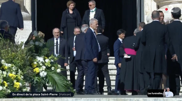 Obsèques du pape François, le 26 avril 2025, France 2
