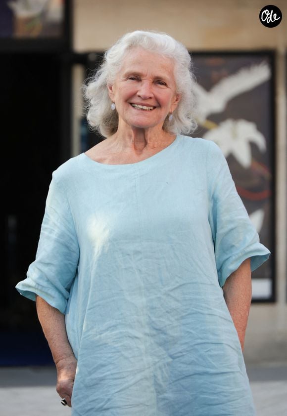 Au micro du podcast "Acte", la comédienne livre une réflexion bouleversante sur le travail indispensable du deuil.

Marie-Christine Barrault - Arrivées au cinéma CGR lors de la 18ème édition du Festival du Film Francophone de Angoulême, le 26 août 2025. 

© Coadic Guirec / Bestimage