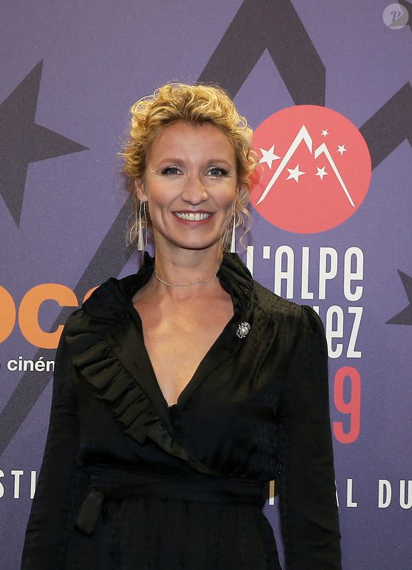 Alexandra Lamy - Photocall - Cérémonie de clôture et palmarès du 22ème Festival International du Film de Comédie de l'Alpe d'Huez, le 19 janvier 2019.
© Dominique Jacovides/Bestimage