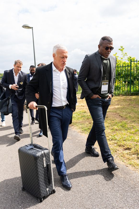 Exclusif - Didier Deschamps, Marcel Desailly - Match de football caritatif du Variétés club de France au profit de l'opération Pièces jaunes au stade Bernard Giroux à Plaisir, France, le 24 avril 2024. Le match a permis de récolter 57.500€. © Pierre Perusseau/Bestimage
