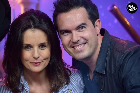 Après avoir longtemps protégé ses enfants du feu des projecteurs, Faustine Bollaert en partage un peu plus ces dernières années. 

Faustine Bollaert et Maxime Chattam lors du lancement du nouveau spectacle "Mickey et le magicien" au Parc Disneyland Paris, le 2 juillet 2016.

© Giancarlo Gorassini / Bestimage