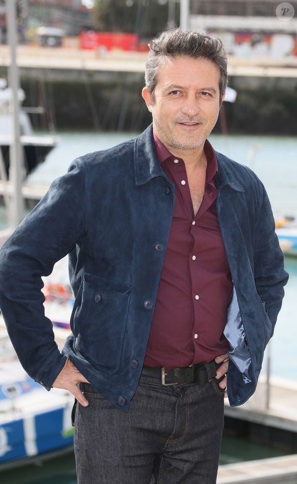 Farouk Bermouga - Photocall de la série "Demain nous appartient" lors de la 21ème édition du Festival de la Fiction TV de la Rochelle. le 14 septembre 2019
© Patrick Bernard / Bestimage