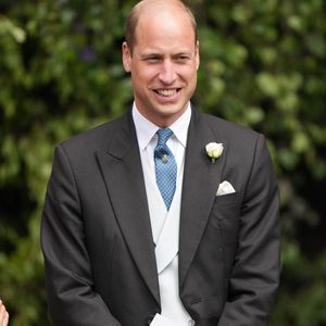 Le prince William est un ami de longue date de Hugh Grosvenor

Le prince William, prince de Galles - Mariage du duc de Westminster, Hugh Grosvenor, et Olivia Henson en la cathédrale de Chester, Royaume Uni, le 7 juin 2024. © Julien Burton/Bestimage