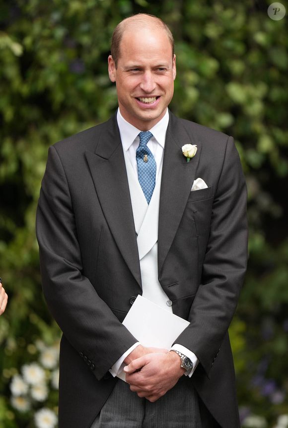Le prince William est un ami de longue date de Hugh Grosvenor

Le prince William, prince de Galles - Mariage du duc de Westminster, Hugh Grosvenor, et Olivia Henson en la cathédrale de Chester, Royaume Uni, le 7 juin 2024. © Julien Burton/Bestimage