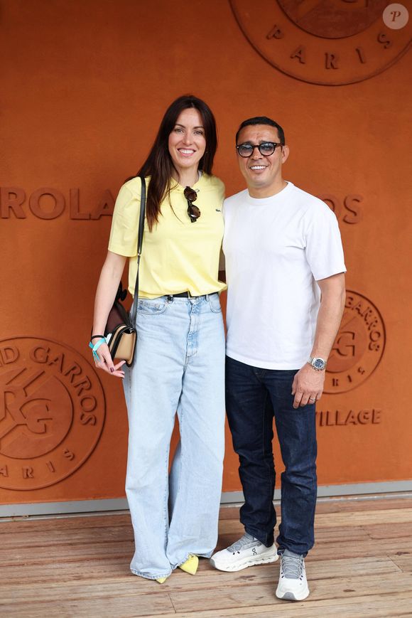 Brahim Asloum et sa femme Justine Pouget au village lors des Internationaux de France de Tennis de Roland Garros 2025 (Jour 7), le 31 mai 2025 à Paris. 
© Dominique Jacovides / Bestimage