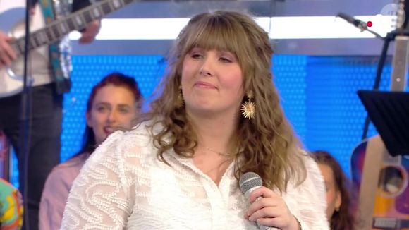 Des anciens amoureux se retrouvent sur le plateau de "N'oubliez pas les paroles", émission du 20 mars 2025, sur France 2
