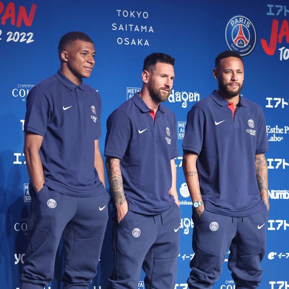 Dans une interview au média Romario TV, Neymar revient sur sa relation avec Kylian Mbappé

Kylian Mbappé, Lionel Messi et Neymar - Les joueurs du PSG en conférence de presse à Tokyo, le 17 juillet 2022.