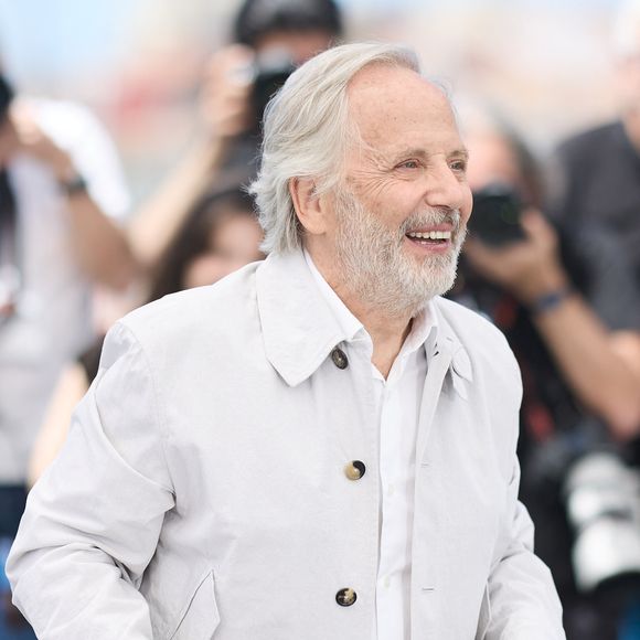 Fabrice Luchini - Photocall du film "Marcello Mio" (Compétition) lors du 77ème Festival International du Film de Cannes (14 - 25 mai 2024), le 22 mai 2024. 
© Moreau / Jacovides / Bestimage