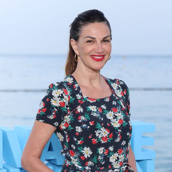 Depuis le 30 juin, on la retrouve aussi dans la série quotidienne "Nouveau jour" sur M6.

Helena Noguerra - Photocall de la soirée au "Neptune" lors du 64ème Festival de Télevision de Monte Carlo le 14 juin 2025.
© Denis Guignebourg / Bestimage