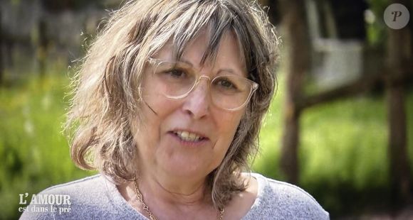 "C'est un petit déchirement quand même, on peut dire qu'on s'est fait amies toutes les deux", a confié plus tard Romy, heureuse malgré tout d'entamer son idylle avec Denis.

Denis fait son choix dans "L'amour est dans le pré"