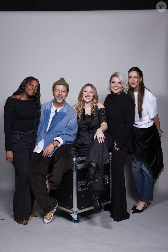 Exclusif - Helena, Christophe Mae, Marlene Schaff, Mentissa, Styleto - Studio avec les artistes pour les surprises de l'enregistrement de l'émission "La chanson secrète N°14", présentée par N.Aliagas et diffusée le 26 décembre sur TF1, à Paris, France, le 9 décembre 2025. © Jacovides-Moreau/Bestimage