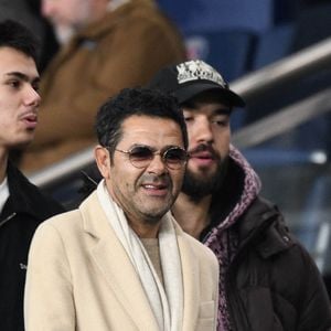 Jamel Debbouze, Leon Debbouze et Oli assistent au match McDonald's de Ligue 1 entre le Paris Saint-Germain FC et l'Olympique de Marseille au Parc des Princes le 08 février 2026 à Paris, France. Photo by Florian Poitout/ABACAPRESS.COM