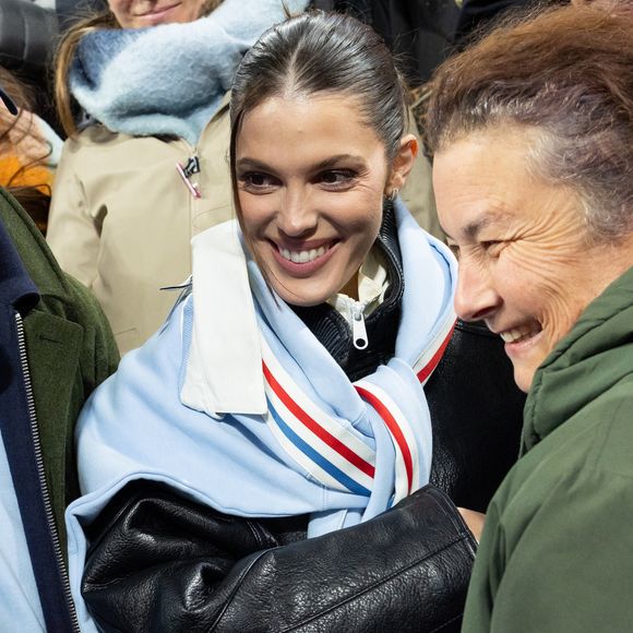 Iris Mittenaere lors du match de rugby du Tournoi des Six Nations France contre Angleterre au Stade de France à Saint-Denis le 14 mars 2026.

Photo de Agence Bestimage