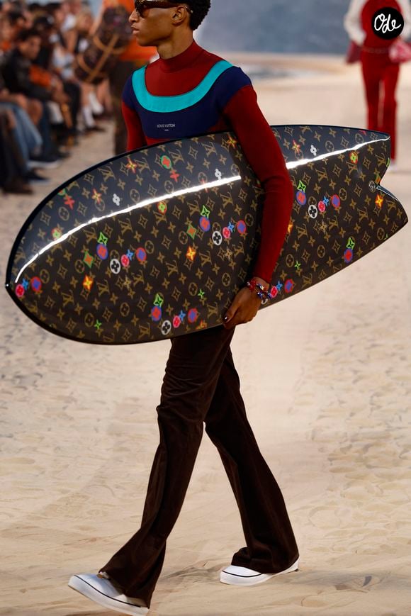 Défilé de mode Louis Vuitton Prêt à Porter Collection Homme Printemps/Été 2027 lors de la Fashion Week de Paris, à la Cité Internationale Universitaire de Paris, France, le 23 juin 2026. © Bestimage