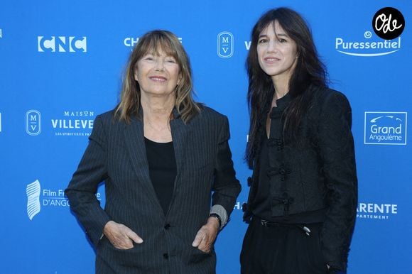 Charlotte Gainsbourg et Jane Birkin lors de la séance photo "Jane By Charlotte" dans le cadre du 14e Festival du film d'Angoulême, à Angoulême, en France, le 27 août 2021. Photo de Jérôme Domine/Abaca