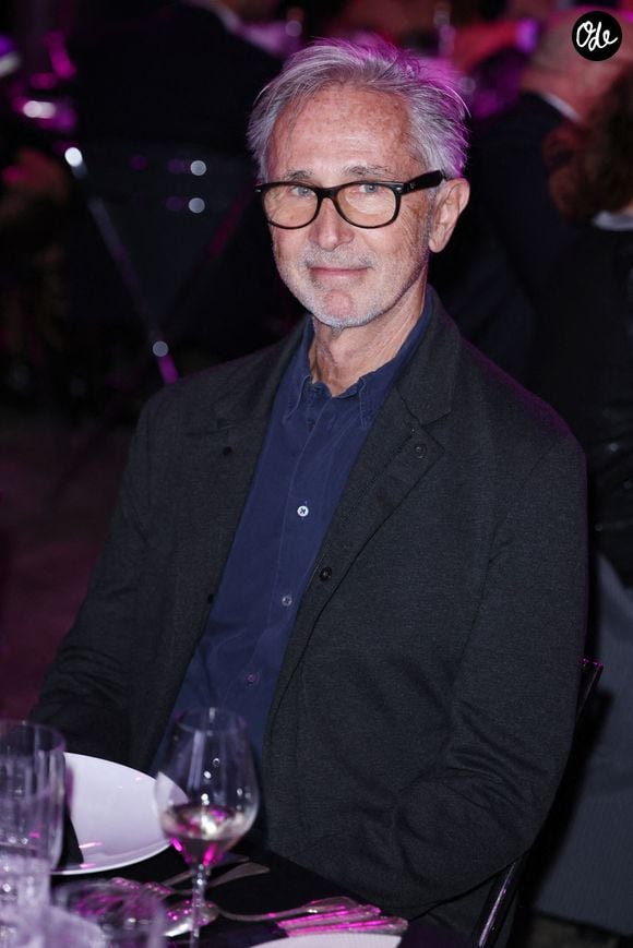 Thierry Lhermitte était présent pour la troisième fois au Rio Javar, où il a dispensé un cours d’équitation éthologique.

Thierry Lhermitte assiste au gala HOPE à Paris, en France, le 14 octobre 2025. Photo : Jérôme Domine/ABACAPRESS.COM