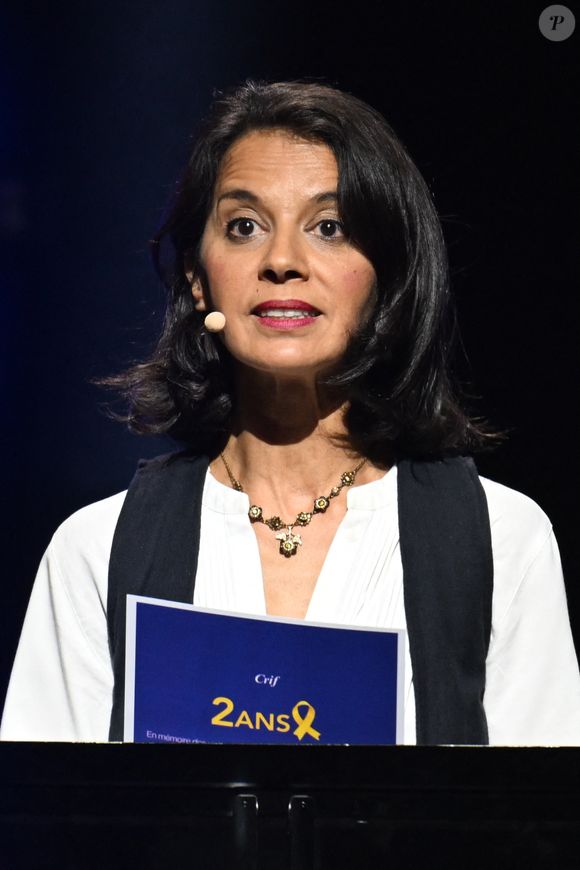 "Aucun doute n’est donc permis sur ta responsabilité, ni sur ton adhésion consciente et joyeuse à ces accusations", a-t-elle notamment écrit

Sophia Aram lors de la soirée hommage "7 octobre - 2 ans après" en mémoire des victimes du 7 octobre et en soutien aux otages du Hamas à la salle Pleyel à Paris le 5 octobre 2025.
© Lionel Urman / Bestimage
