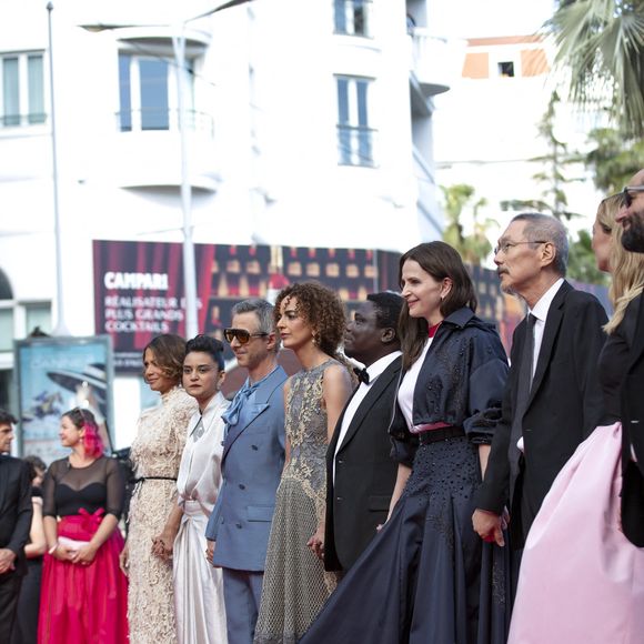 Halle Berry, Payal Kapadia, Jeremy Strong, Leïla Slimani, Dieudo Hamadi, Juliette Binoche, Hong Sang-soo, Alba Rohrwacher, Carlos Reygadas - Montée des marches de la cérémonie de clôture du 78ème Festival International du Film de Cannes, au Palais des Festivals à Cannes. Le 24 mai 2025
© Olivier Borde/ Bestimage