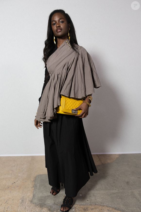 Guest au photocall du défilé Vaillant Collection Femme Prêt-à-Porter Automne/Hiver 2026-2027 lors de la Fashion Week de Paris (PFW) au palais de Tokyo, à Paris, France, le 6 mars 2026. © Julien Sarkissian/Bestimage