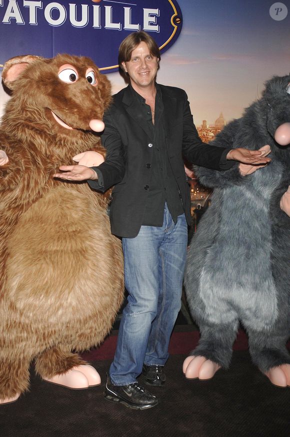 Claude Francois Junior assiste à la première de 'Ratatouille' au théâtre Gaumont Marignan sur les Champs Elysee à Paris, France le 30 juin 2007. Photo Giancarlo Gorassini/Abaca