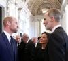 Nichola Murphy, rédactrice en chef du magazine HELLO ! a toutefois fait remarquer que le bleu n'était pas nécessairement un manque de respect.
Le prince William, prince de Galles, Le roi Felipe VI et la reine Letizia d’Espagne - Le roi Felipe VI et la reine Letizia d’Espagne, assistent aux funérailles du pape François devant la basilique Saint Pierre à Rome, le 26 avril 2025.
© Casa de SM El Rey / Bestimage