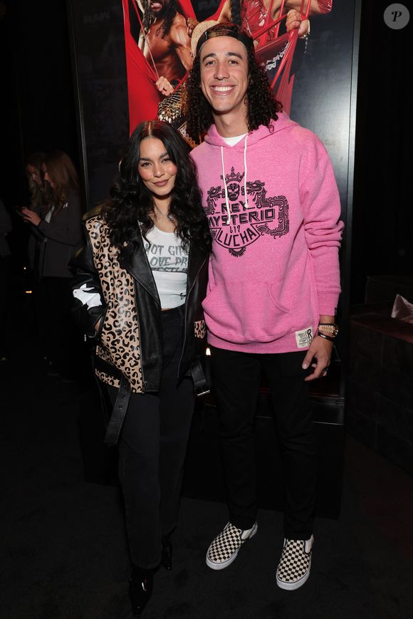 Vanessa Hudgens, Cole Tucker assistent à la première à Los Angeles de "WWE Monday Night Raw" de Netflix à Intuit Dome, à Inglewood, Californie, États-Unis d'Amérique, le 06 janvier 2025. © Thompson/Broadimage/Bestimage