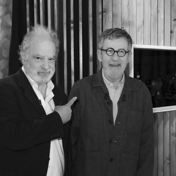 Exclusif - Raphaël Mezrahi et Jamy Gourmaud sur plateau de l'émission "Animalement Vôtre" présentée par B.Montiel et diffusée le 4 janvier 2026 sur France 3, à Paris, France, le 3 décembre 2025. © Jack Tribeca/Bestimage