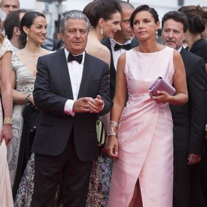 Christian Clavier et sa femme Isabelle De Araujo (Bijoux APM Monaco) - Montée des marches du film "Jimmy's Hall" lors du 67ème Festival du film de Cannes - Cannes le 22 mai 2014. © Bestimage