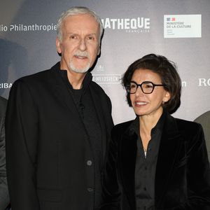 James Cameron et Rachida Dati, ministre de la Culture lors du Vernissage de l'exposition "L'Art de James Cameron" à La Cinémathèque française à Paris le 3 avril 2024. © Guirec Coadic / Bestimage