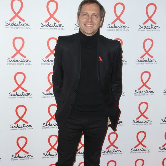 Thomas Hugues pose lors d'un photocall pour la soirée de lancement du Sidaction 2018 qui s'est tenue au Musée du quai Branly à Paris, France le 05 mars 2018. Photo by Jerome Domine/ABACAPRESS.COM