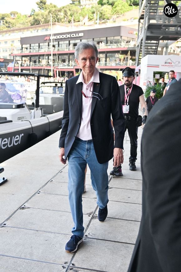 Monaco, Monte-Carlo : IPA85400453 - Monte-Carlo, Grand Prix de Formule 1 de Monaco - Des célébrités assistent aux essais libres du samedi. Sur la photo : Bernard Arnault  © Manuele Mangiarotti/IPA via ZUMA Press/Bestimage