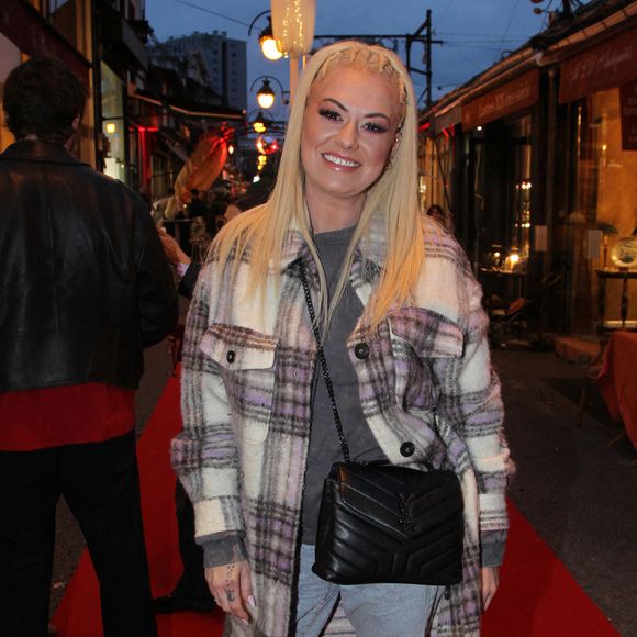 Exclusif - Katrina Patchett - Soirée du 100ème anniversaire du Marché Biron sur le thème Brésilien aux Puces de Saint-Ouen le 25 septembre 2025. © Philippe Baldini/Bestimage