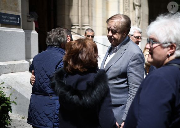 Daniel Lauclair assistant à la cérémonie d'enterrement de Daniel Bilalian à l'église Saint-Pierre de Neuilly-sur-Seine, près de Paris, France, le 22 mai 2025. Photo par Raphael Lafargue/ABACAPRESS.COM