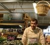 Cette recette est idéale pour les repas d'été, légers et conviviaux.

Exclusif - Laurent Mariotte à la rencontre des commerçants du Marché des Capucins à Bordeaux, lors du tournage de son émission culinaire "Les petits plats de Laurent", le 21 janvier 2026. 
© Fabien Cottereau / Bestimage