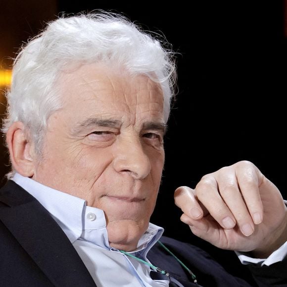 Jacques Weber pose lors d'une séance photo à Paris, France, en janvier 2017. Photo par VIM/ABACAPRESS.COM