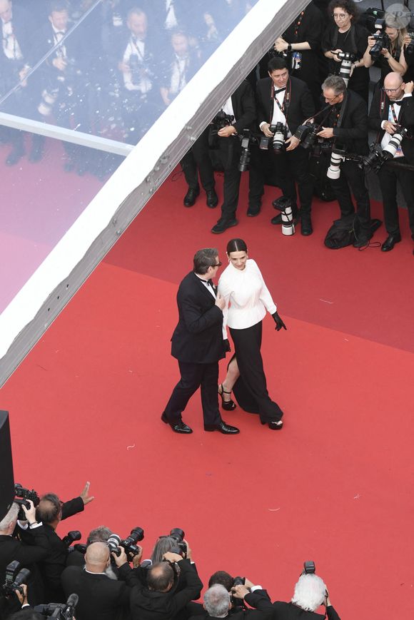 Benoît Magimel, Juliette Binoche - Montée des marches du film « La passion de Dodin Bouffant » lors du 76ème Festival International du Film de Cannes, au Palais des Festivals à Cannes. Le 24 mai 2023 © Pool Cannes / Bestimage