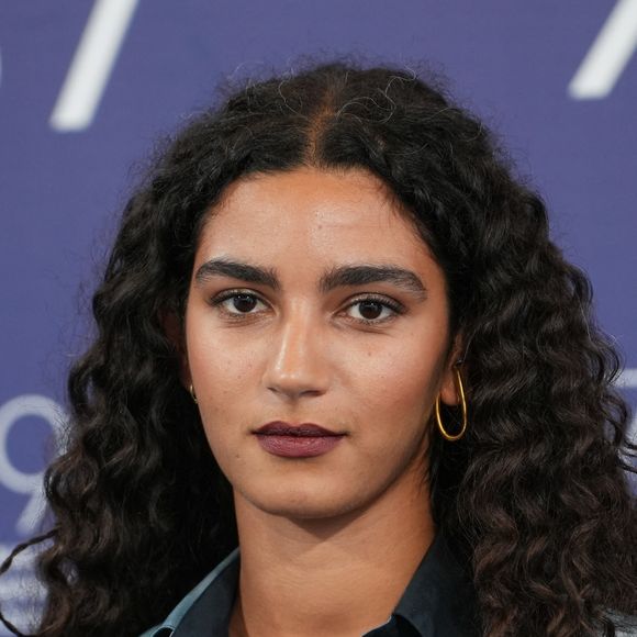 Sa compagne et sa fille ont d'ailleurs ont étonnant point commun puisqu'elles sont toutes les deux passionnées par la céramique.

Nina Zem - Photocall de "Les Miens" au 79ème Festival International du Film de Venise (Mostra) le 9 septembre 2022.