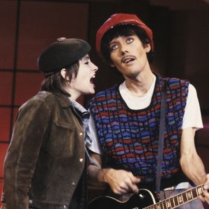 En France, à Paris, Les Rita Mitsouko, Catherine Ringer et Fred Chichin,  chantant sur le plateau de C'EST ENCORE MIEUX L'APRÈS MIDI. © Bernard Leguay via Bestimage