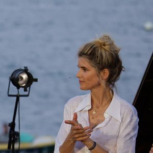 Exclusif - Alice Taglioni donne son premier concert au piano aux côtés d' Helene Berger dans le cadre du Cap Ferret Music Festival le 11 juillet 2022, au Canon, Lege Cap Ferret. Laurent Delahousse et Sarah Poniatowski y assistaient. Photo by Thibaud Moritz/ABACAPRESS.COM - POOL BESTIMAGE