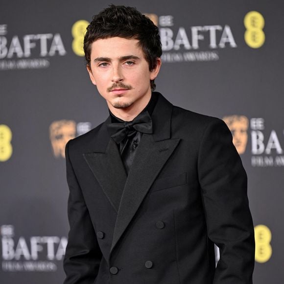 Il participera aussi comme conseiller créatif en apportant ses idées.

Timothee Chalamet au photocall des BAFTA (British Academy Film Awards) 2026 au Royal Festival Hall de Waterloo à Londres, Royaume Uni, le 22 février 2026. © Zak Hussein/Backgrid/Bestimage