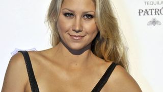 Maman de quatre enfants avec Enrique Iglesias, à quoi ressemble la vie d'Anna Kournikova 23 ans après son dernier match de tennis ?