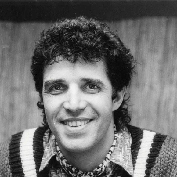 Reims (51). Julien Clerc, portrait dans les loges dans les annees 80 (1985 ?) - Photo by Jolyot M/ANDBZ/ABACAPRESS.COM