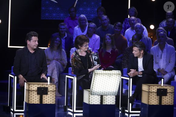 Exclusif - Laurent Gerra, Anny Duperey, Gautier Capuçon lors de l'enregistrement de l'émission "La Boîte à secrets", présentée par F.Bollaert et diffusée le 10 octobre 2025 sur France 3, dans les studios du Lendit à Saint-Denis, Seine Saint-Denis, France, le 22 septembre 2025. © Jack Tribeca/Bestimage