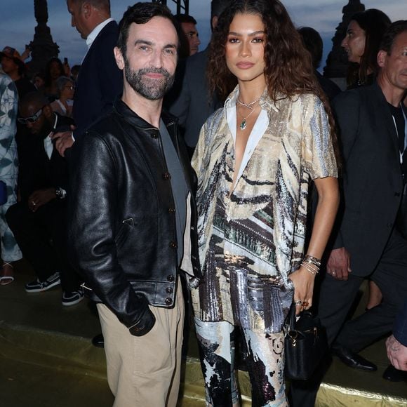 Nicolas Ghesquiere et Zendaya assistent au défilé Louis Vuitton printemps/été 2024 lors de la semaine de la mode masculine printemps/été 2024 à Paris, le 20 juin 2023 à Paris, en France. Photo Jerome Dominé/ABACAPRESS.COM