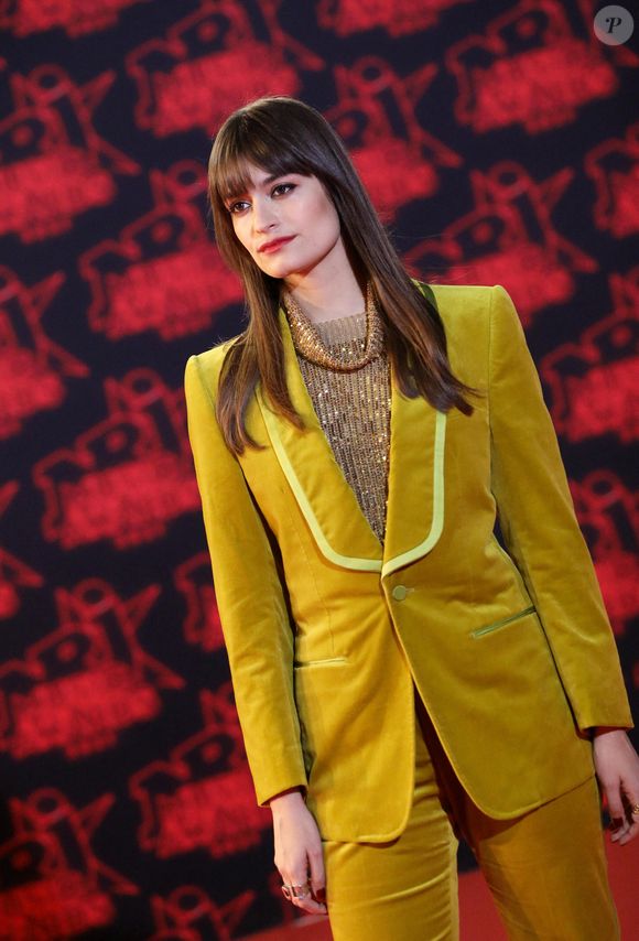 Clara Luciani lors de la 23ème édition des NRJ Music Awards 2021 au Palais des Festivals de Cannes, le 20 novembre 2021.
© Dominique Jacovides/Bestimage