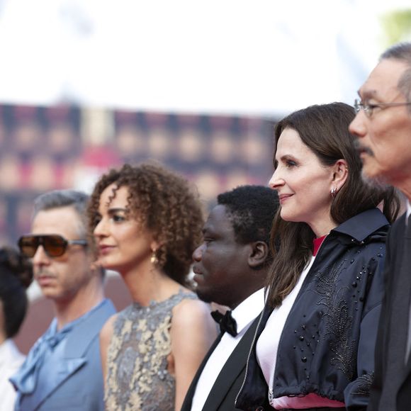 Halle Berry, Payal Kapadia, Jeremy Strong, Leïla Slimani, Dieudo Hamadi, Juliette Binoche, Hong Sang-soo - Montée des marches de la cérémonie de clôture du 78ème Festival International du Film de Cannes, au Palais des Festivals à Cannes. Le 24 mai 2025
© Olivier Borde/ Bestimage