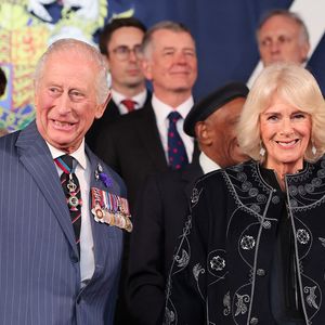 Le roi Charles III d'Angleterre et Camilla Parker Bowles, reine consort d'Angleterre - Des membres de la famille royale assistent à un concert marquant le 80e anniversaire du jour de la Victoire en Europe à Horse Guards Parade, Londres, Royaume-Uni, le 8 mai 2025. (Picture by Chris Jackson/WPA-Pool)